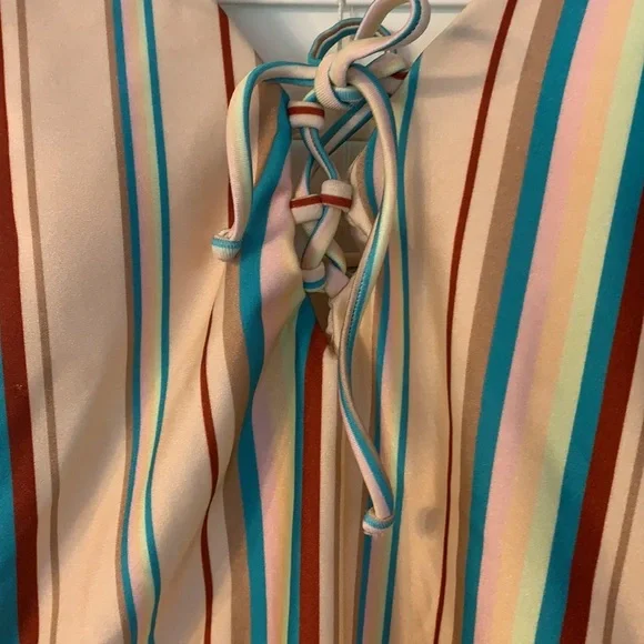 NWT‎ Beach Lingo One Piece Striped Swimsuit Size M - Picture 3 of 5